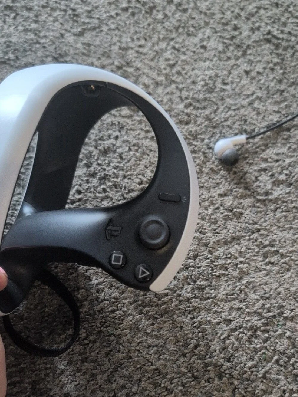 Meta Quest 2 White VR Headset with Controllers